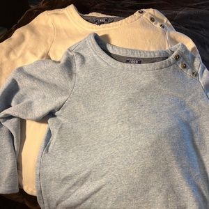 Izod sweatshirts
